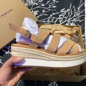 Light tan new juba calf leathe